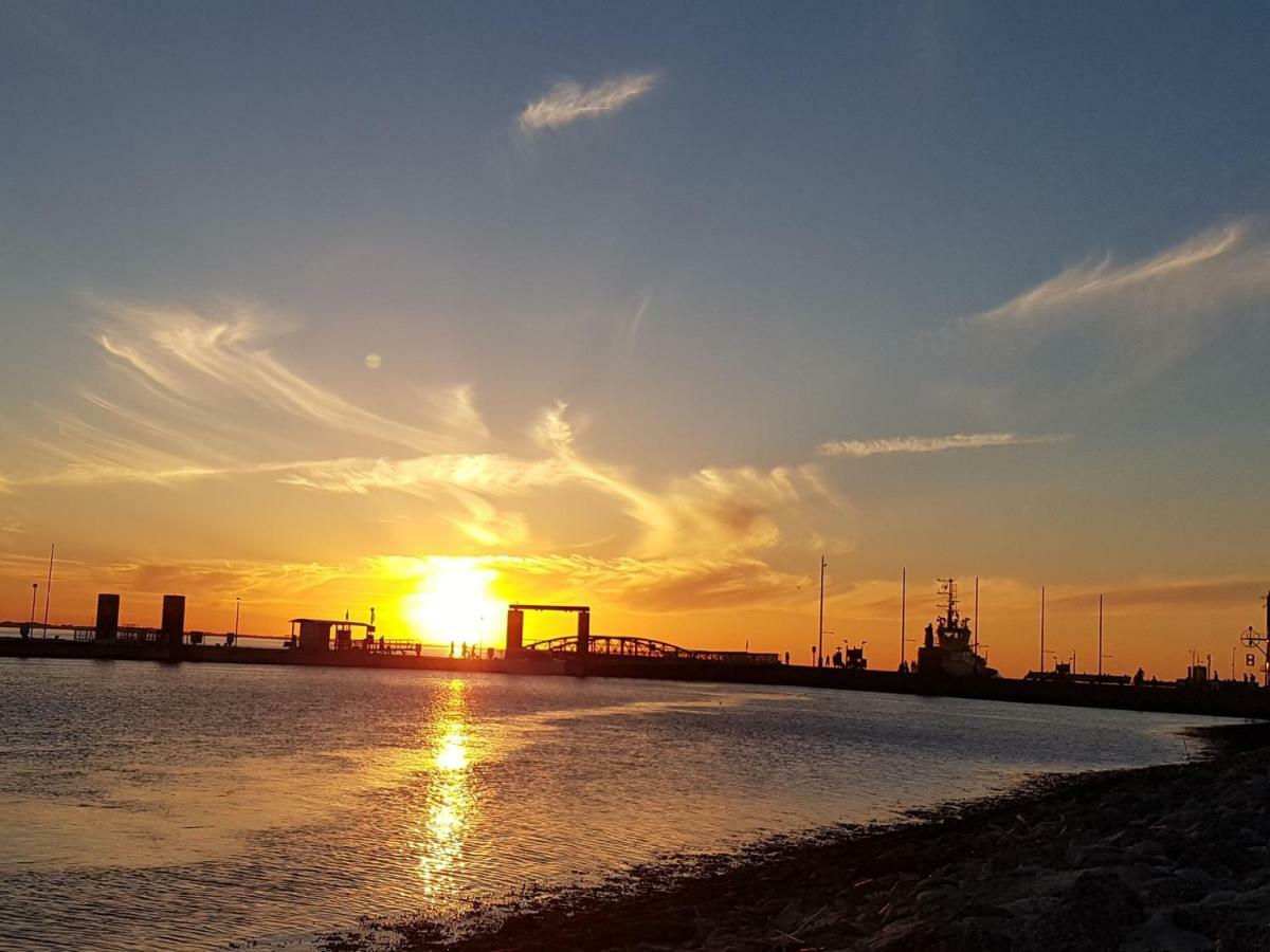 Ferienwohnung Koralle - Am Wasser Bremerhaven Eksteriør bilde
